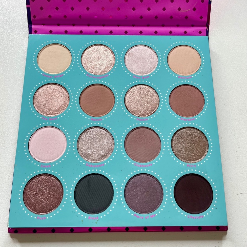 Colourpop Fame Eyeshadow Palette